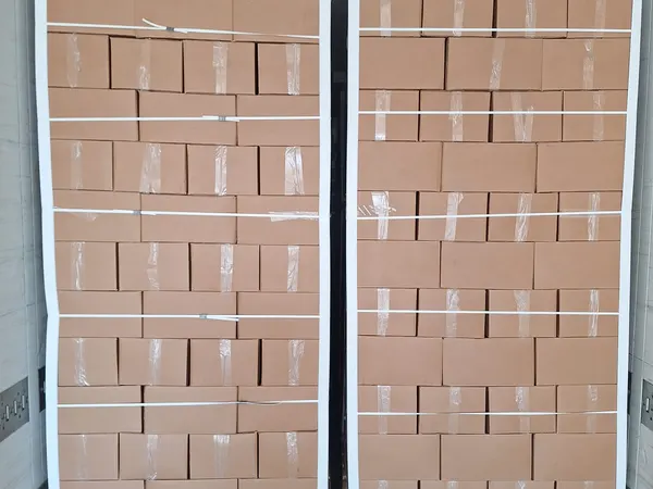 Echte Ware, echte Verladung